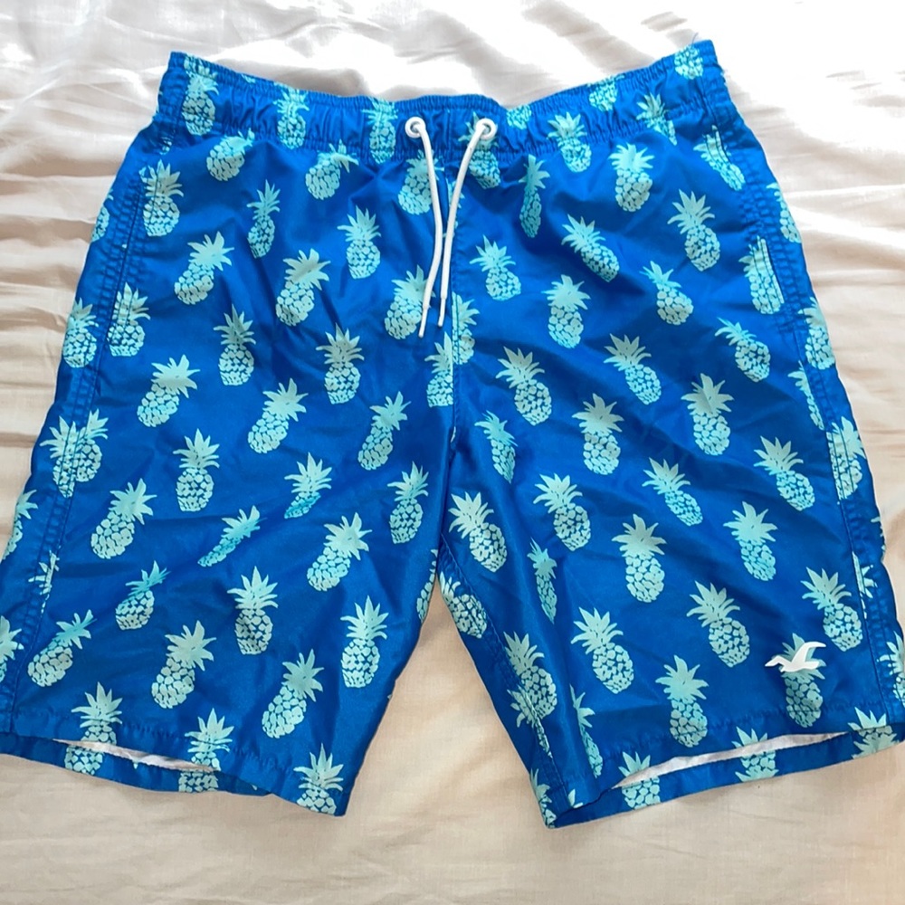 Hollister Mens Pineapple Print Swim Trunks